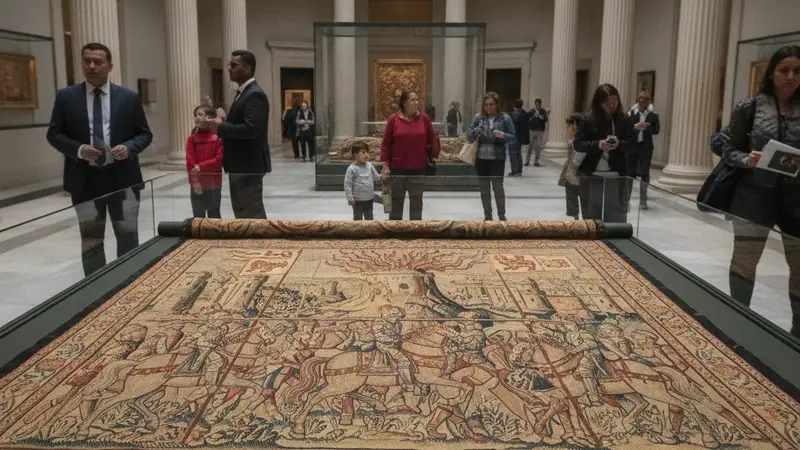 Bayeux Tapestry Arrives in London, British Museum Prepares for Exhibition