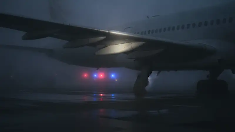 Ryanair Flight FR8030 Diverted to Birmingham After Emergency Alert