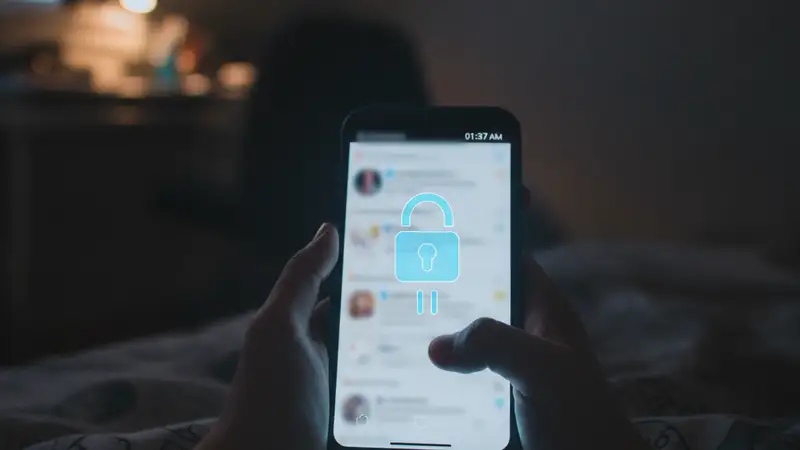 New Social Media Curfew and AI Breaks Mandated for Under-18s