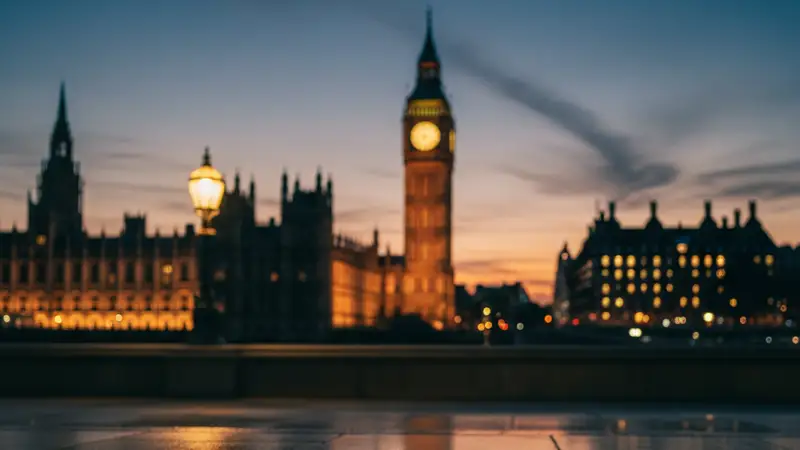 Nadhim Zahawi Defects to Reform UK, Citing 'Last Chance Saloon' for Britain